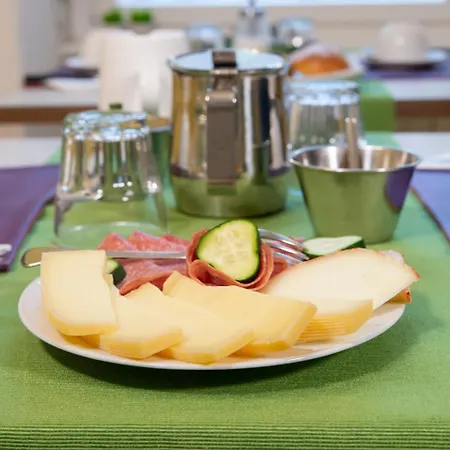 לינה וארוחת בוקר La Malvasia טרנטו