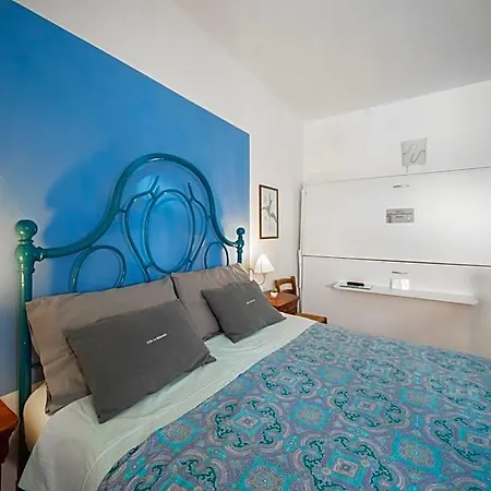 La Malvasia Bed & Breakfast 3*